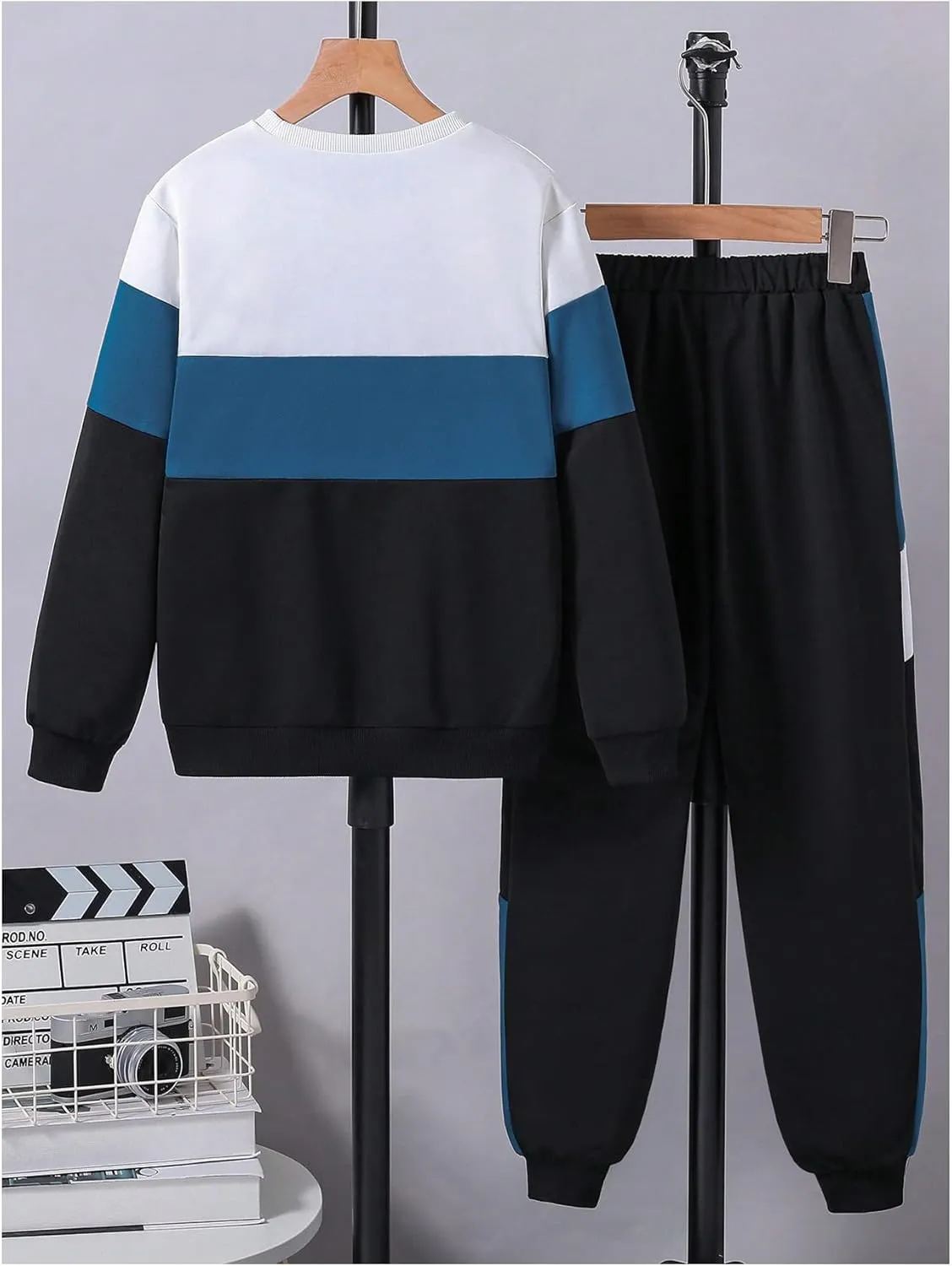 Boy's 2 Piece Outfits Color Block Letter Graphic Crewneck Sweatshirts and Jogger Pants Set Sweatsuit