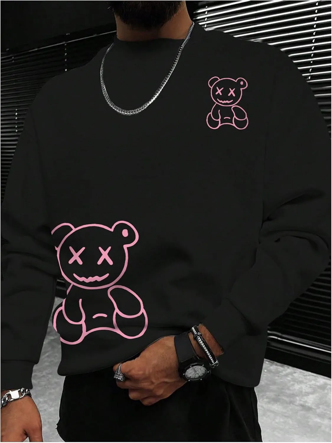 GORGLITTER Men's Bear Graphic Sweatshirt Long Sleeve Crew Neck Drop Shoulder Pullover Tops
