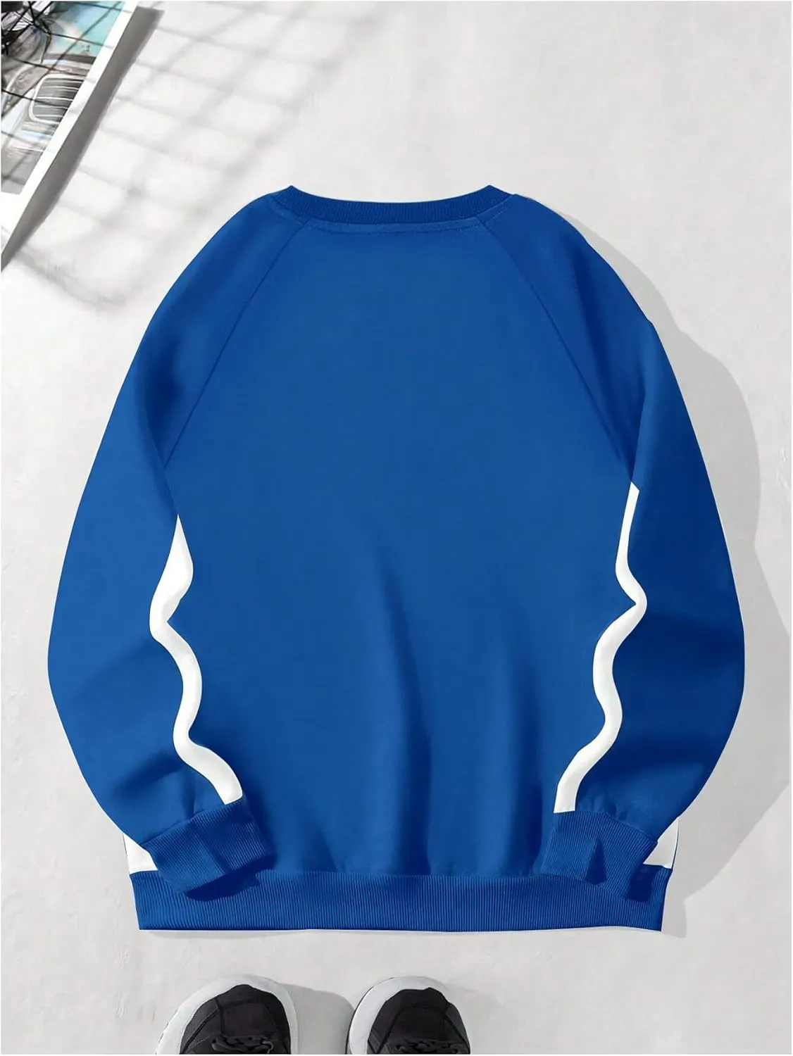 GORGLITTER Men's Star Graphic Raglan Sleeve Sweatshirt Crew Neck Long Sleeve Casual Pullover Top