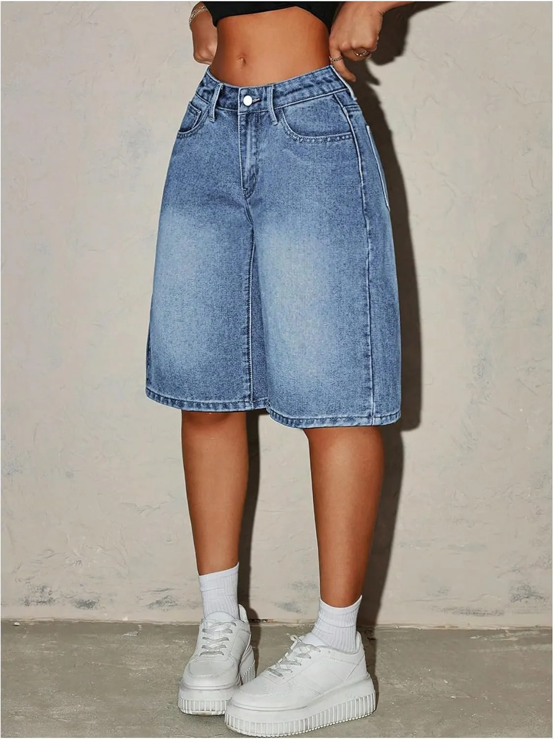 MakeMeChic Women's Y2k Straight Leg Denim Shorts High Waisted Zip Up Knee Length Vintage Casual Jean Shorts