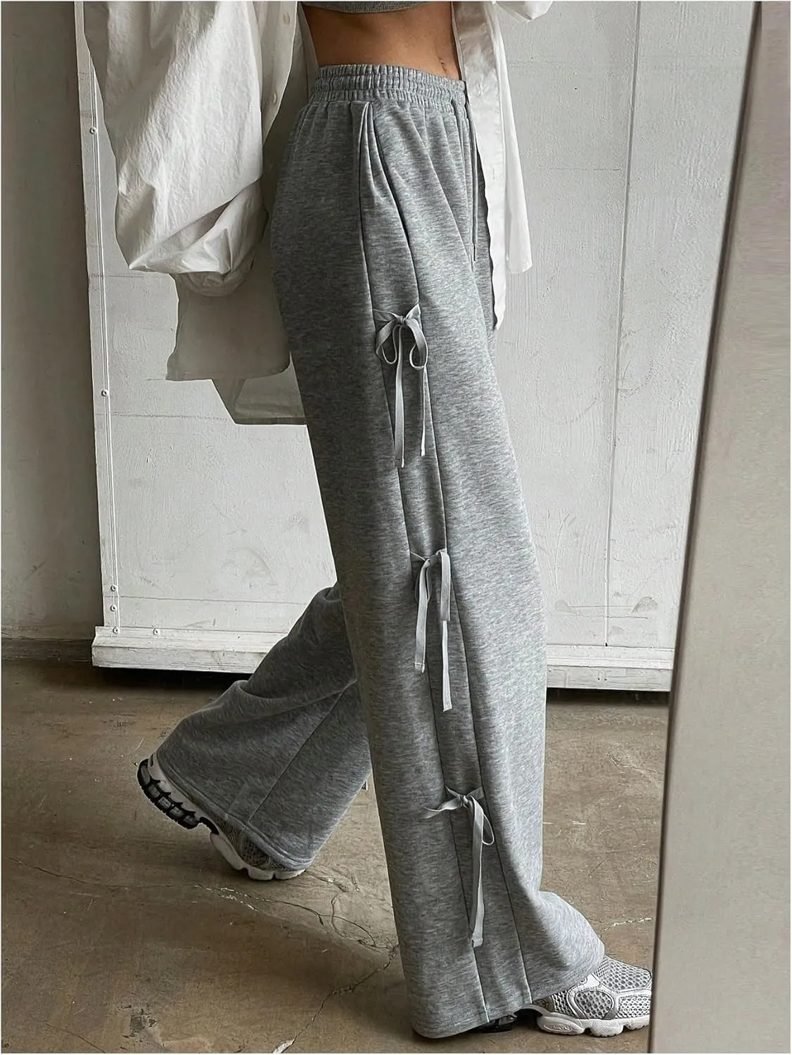 Milumia Women's Bow Tie Side Elastic High Waisted Wide Leg Loose Fit Sweatpants
