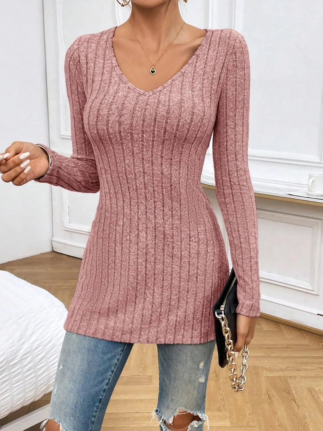 SweatyRocks Women's Casual Long Sleeve V Neck Split Hem Tee Top Basic Ribbed Knit Slim Fit T-Shirts