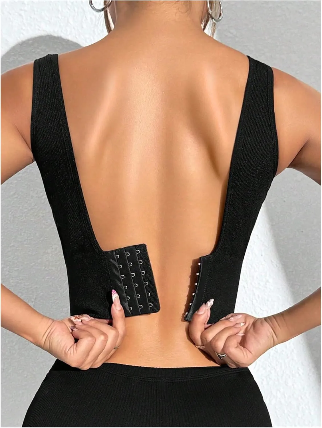 SweatyRocks Women's Deep V Neck Backless Sports Bra High Support Workout Yoga Bra